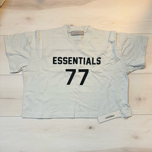 🤎 NWT Fear of God essentials FOG kids short sleeve tee t-shirt wheat color M - Picture 1 of 7